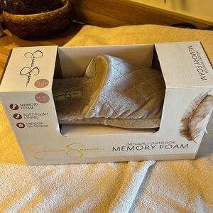 Jessica Simpson slippers XL dusty pink